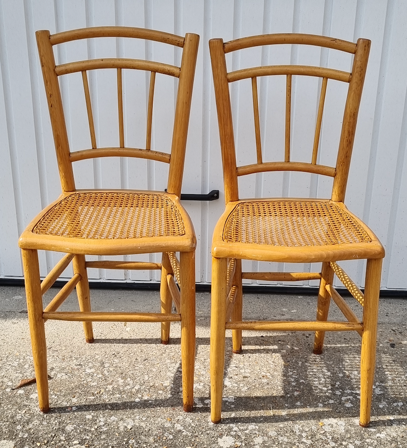 Set of 4 canned bistro chairs, early twentieth century