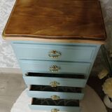 Louis XV style chest of drawers / commode