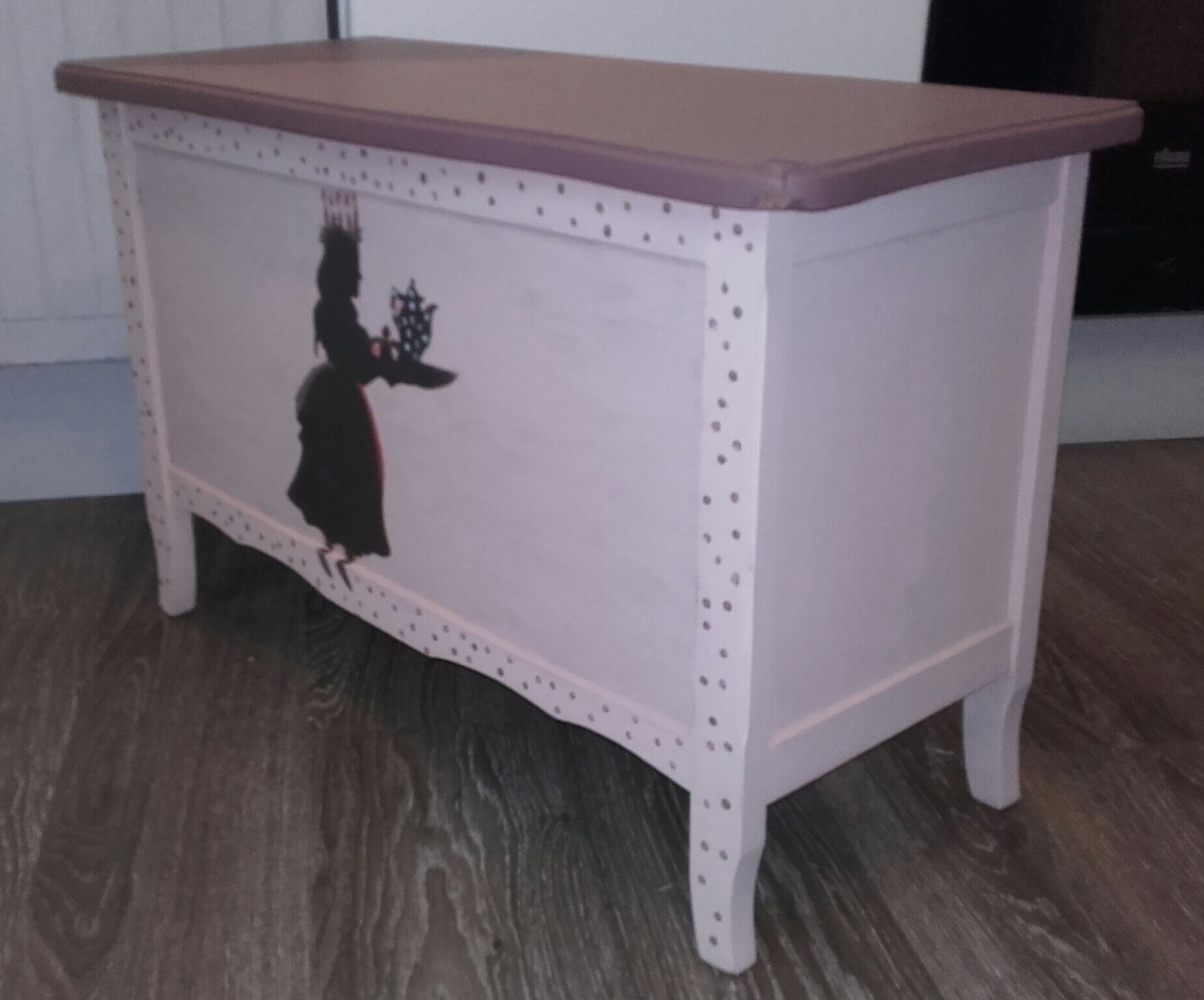 Coffre "Tea time", pour ranger les joujoux!