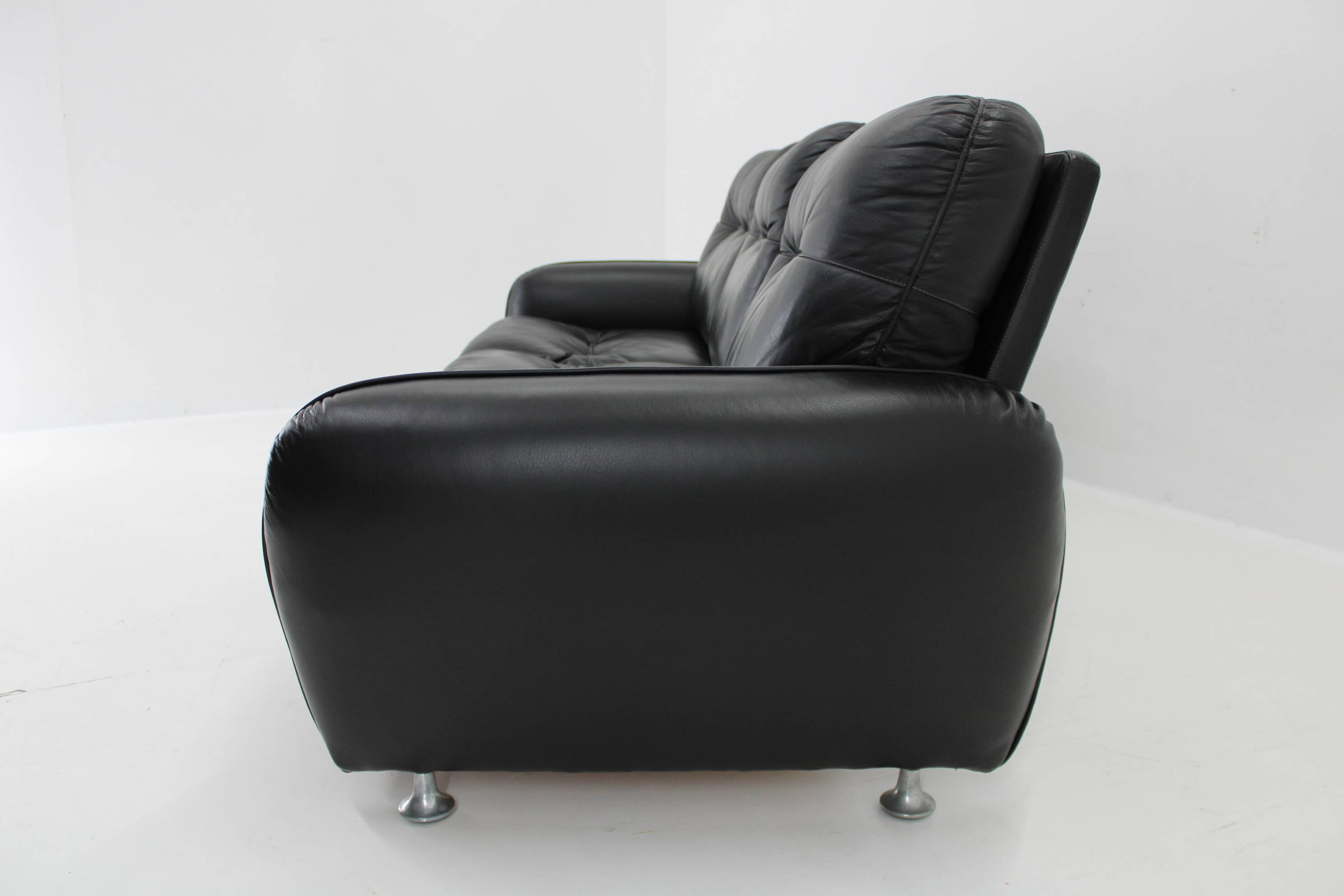 1970s 3-Seater Sofa in Black Leather,Italy