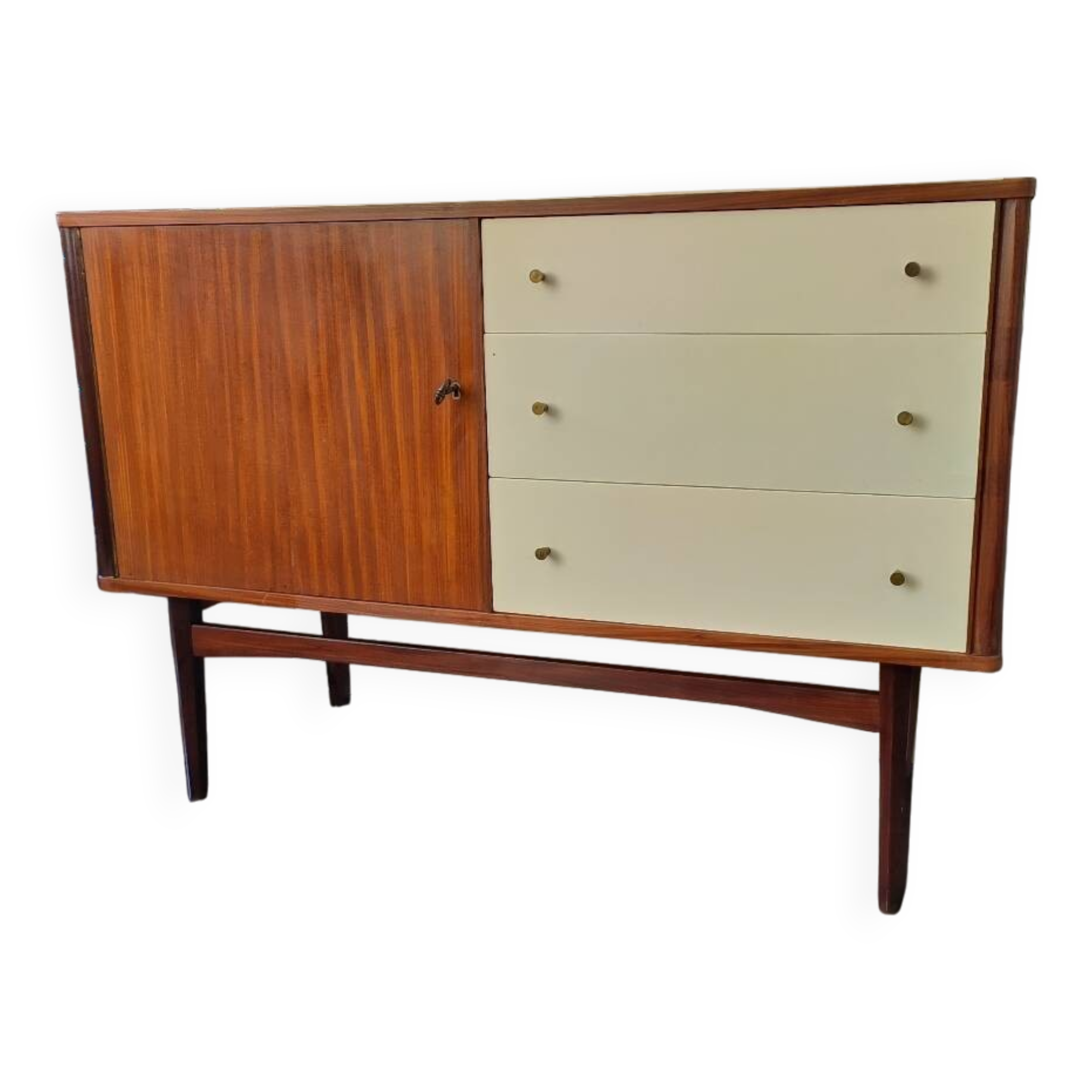 Commode scandinave