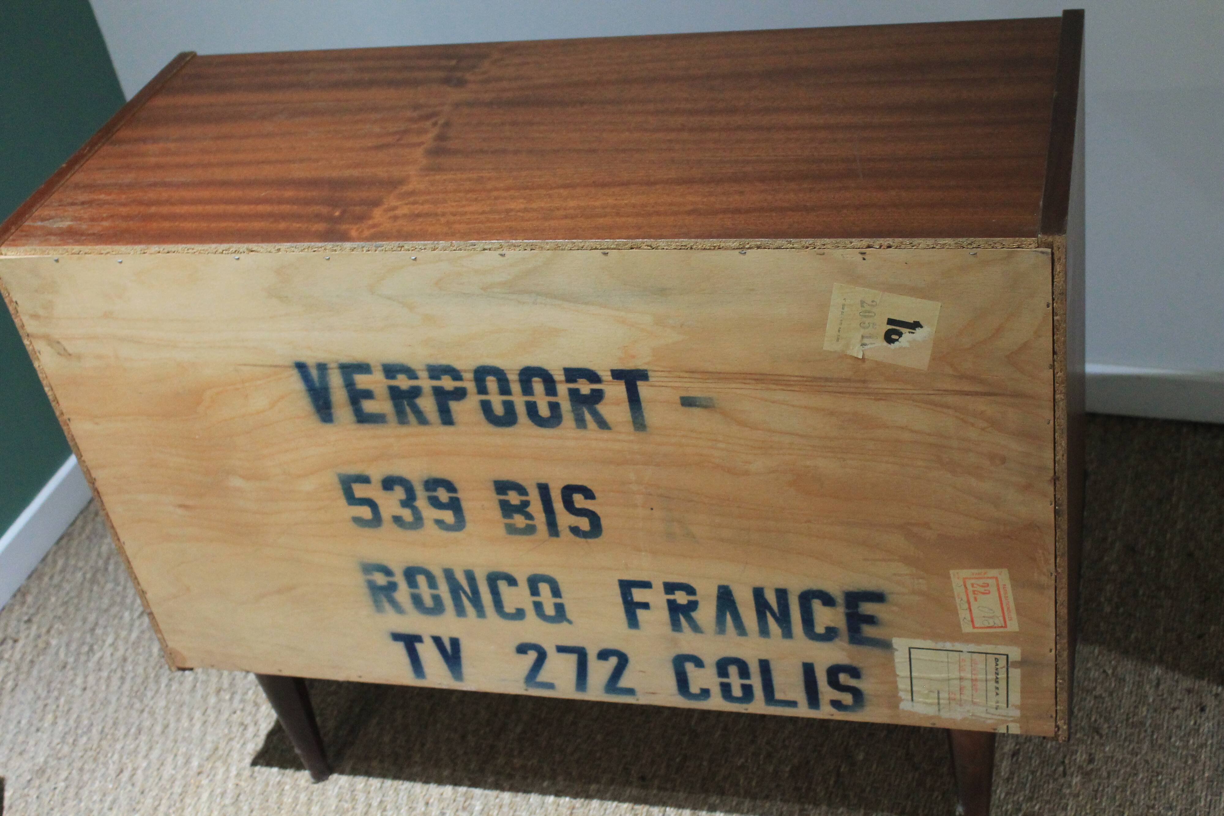 Vintage chest of drawers