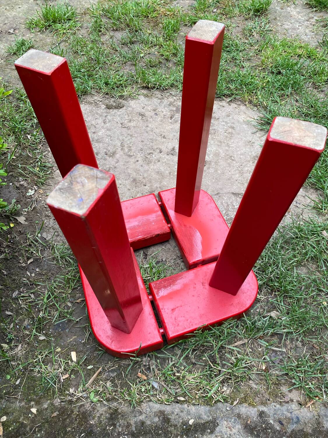 Tabouret de sauna laqué rouge par Olof Ottelin Finlande 1960