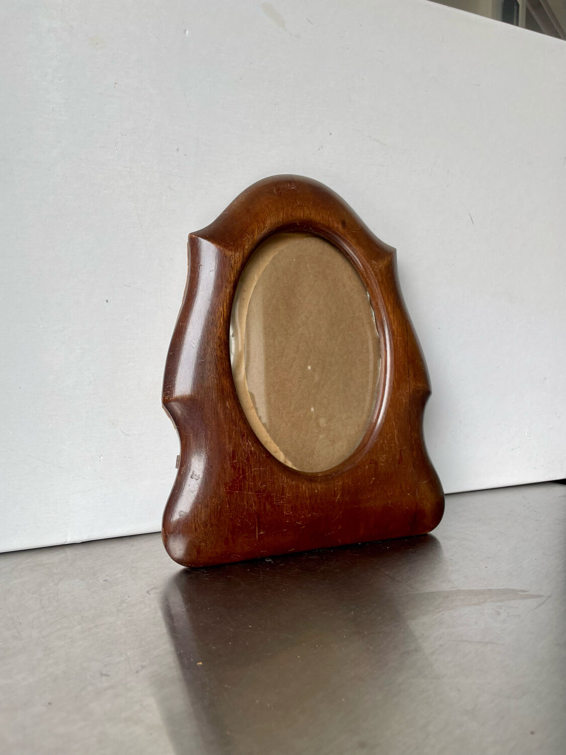 Antique  art deco mahogany wooden frame measurements 21.5 cm x 17 cm  convex glass