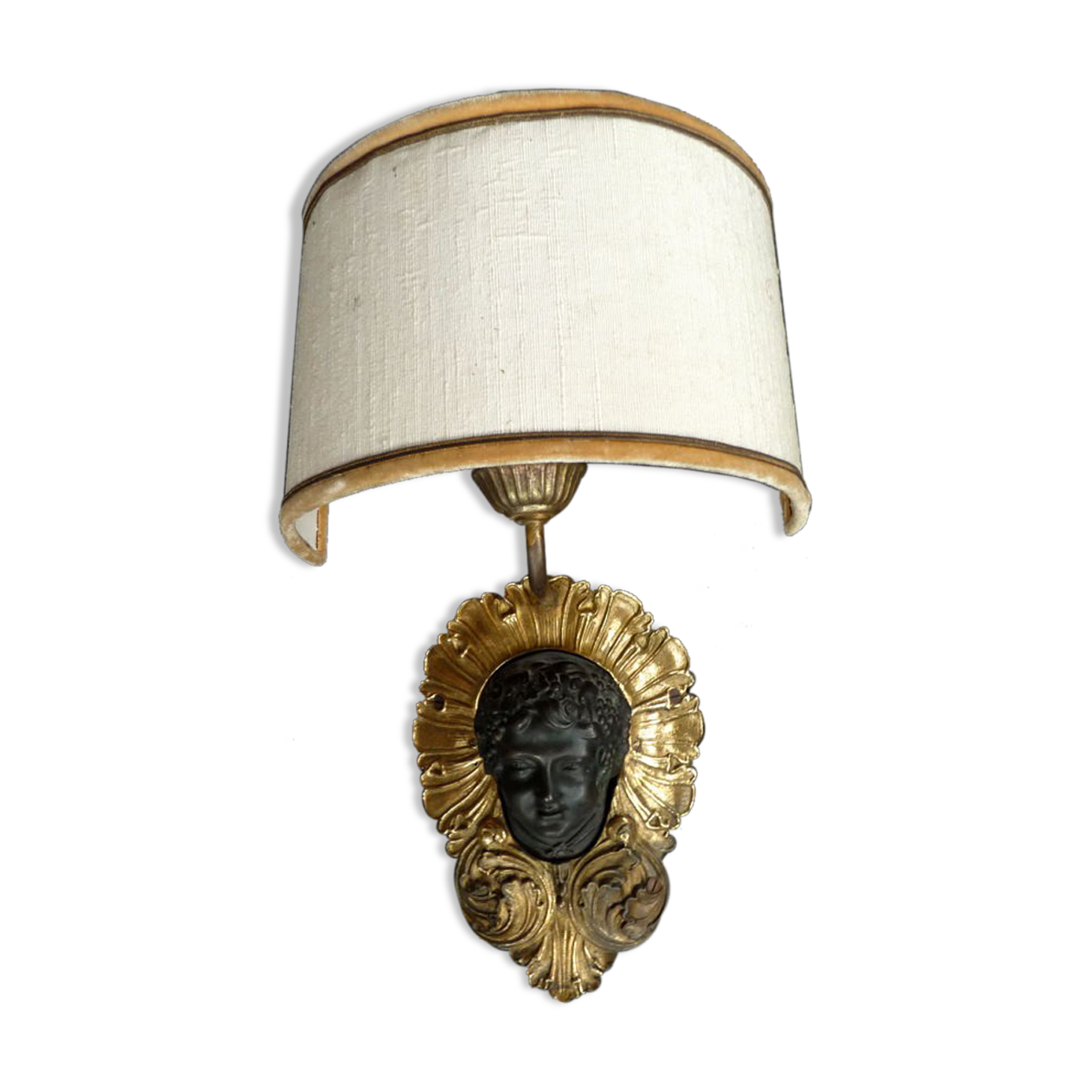 Applique buste cherubin arabesque en bronze doré xix siècle