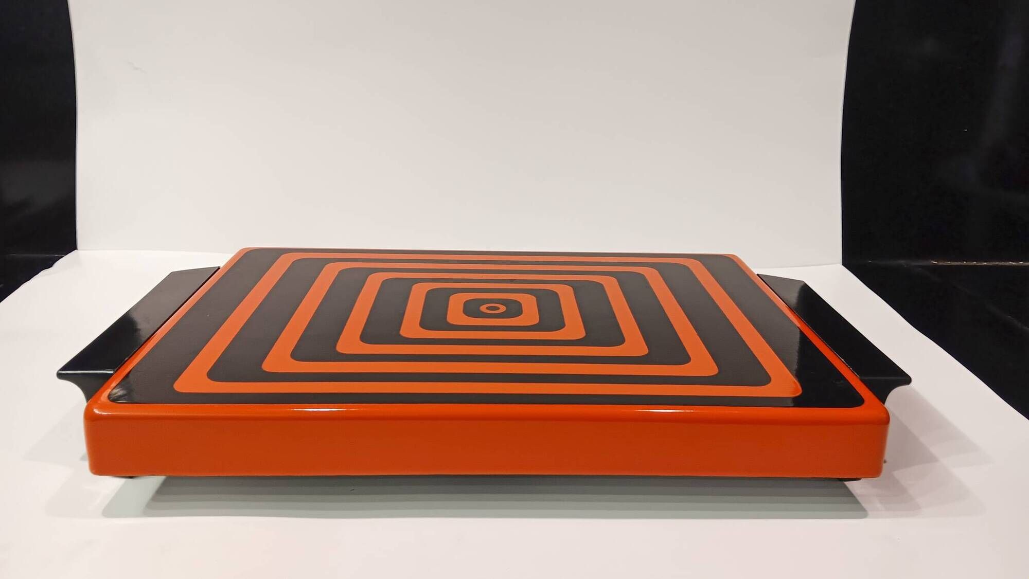 Perfector food warmer - Very 70's with its beautiful orange color!