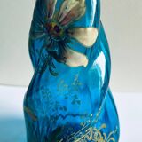 Carafe en verre bleu turc et émaillé, par Théodore Legras, XIXe.