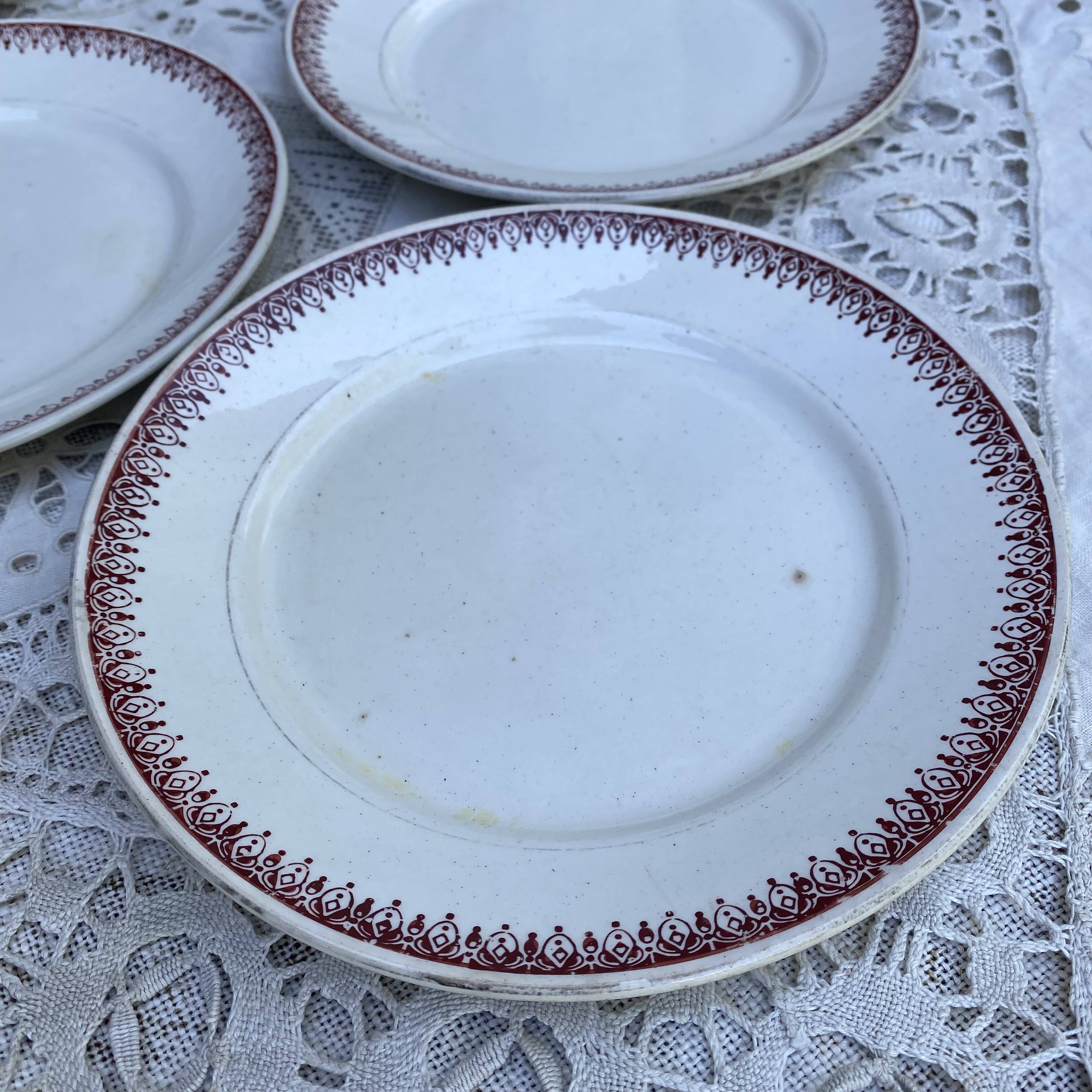 Assiettes  à dessert terre de fer St Amand