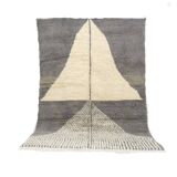 Handmade wool Berber rug 292 X190 CM