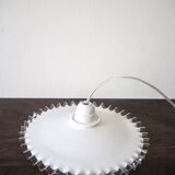 Opaline flower suspension