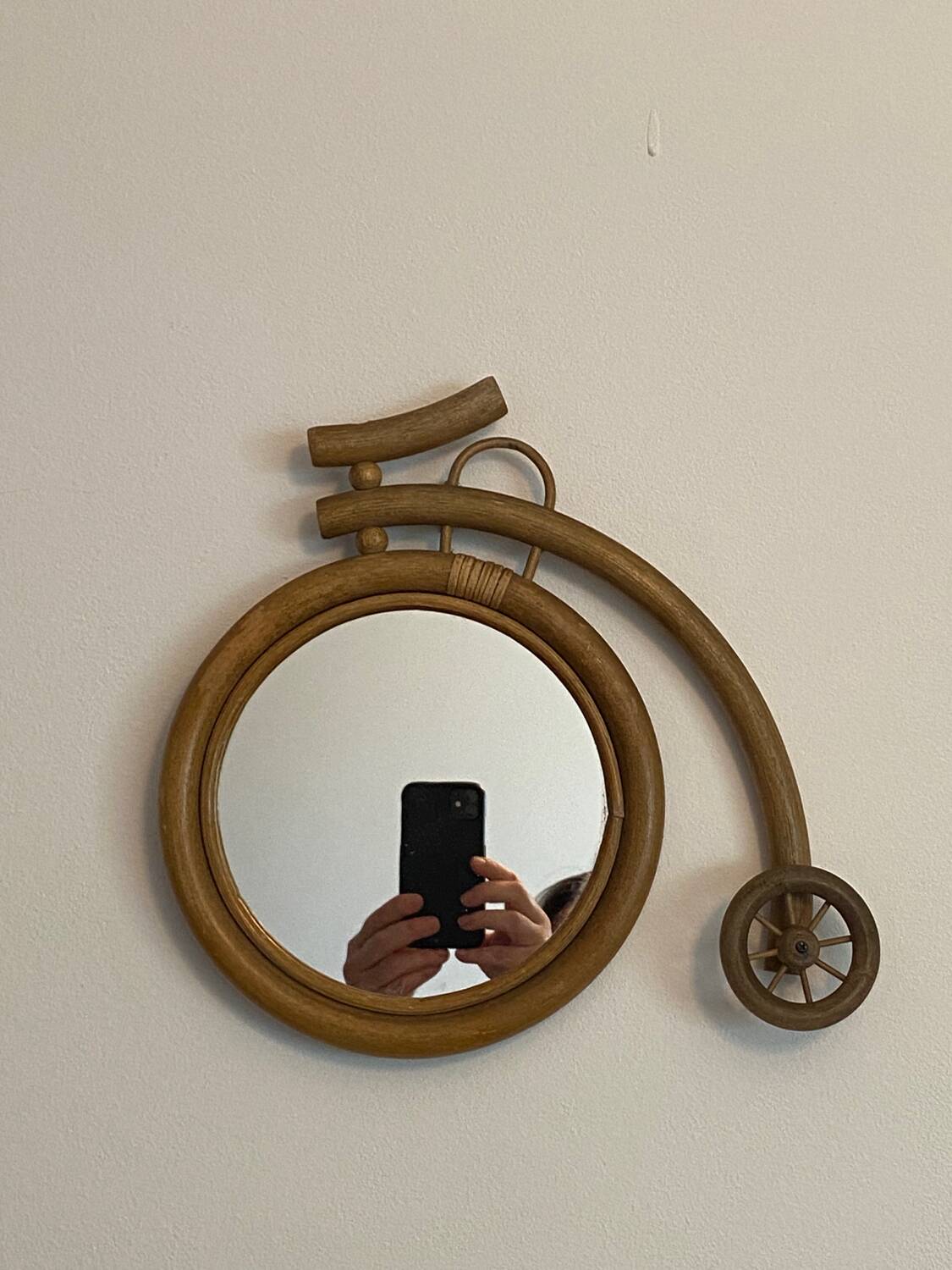 Miroir en rotin vintage