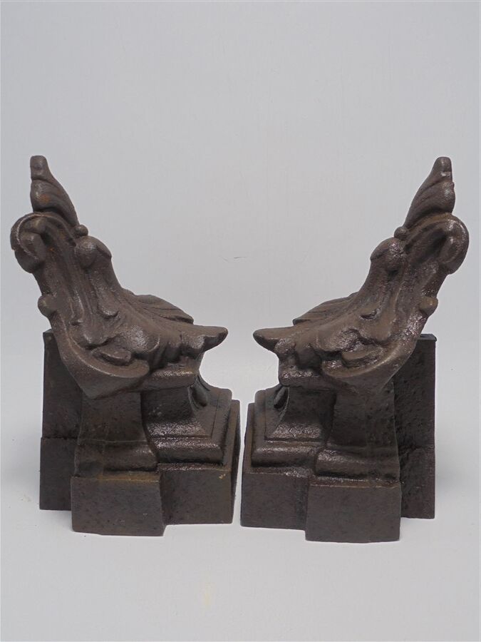 Pair of bookends