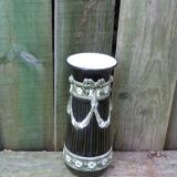 Art Nouveau vase in slip De Bruyn Fives Lille