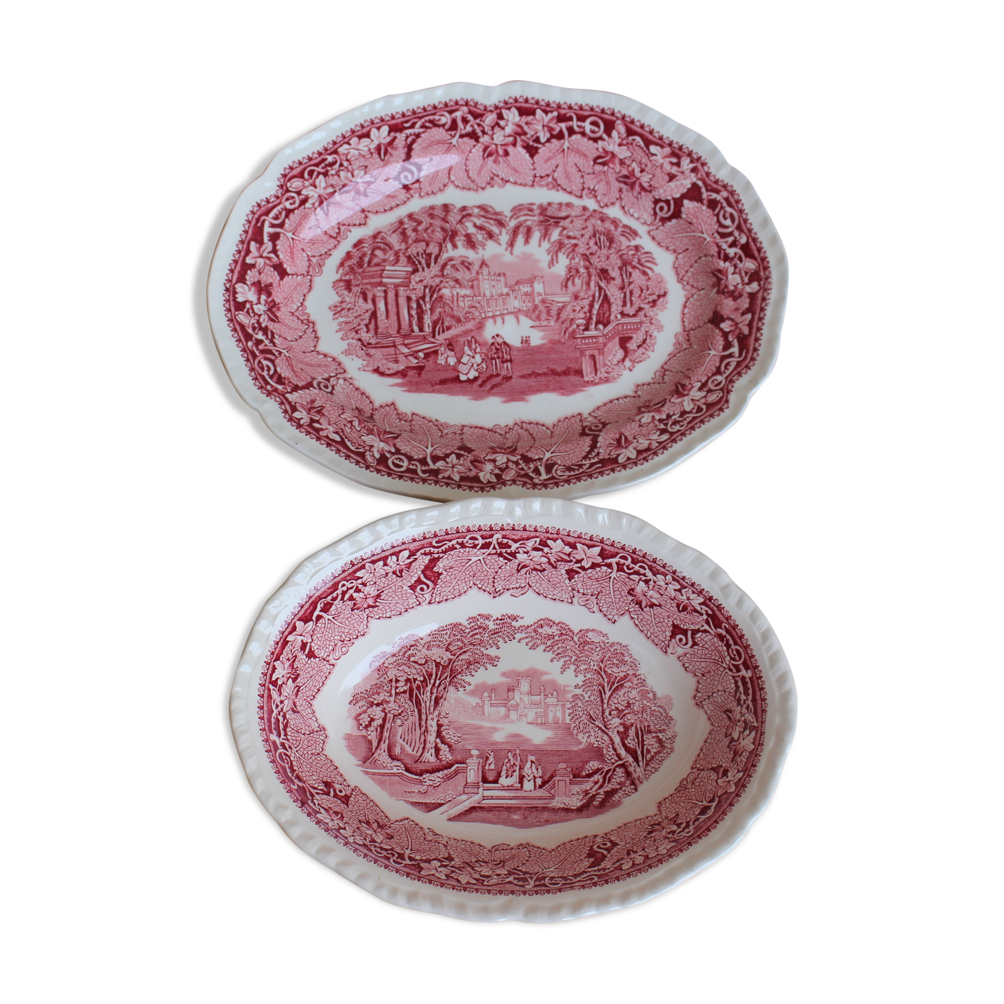 2 oval dishes in english porcelain