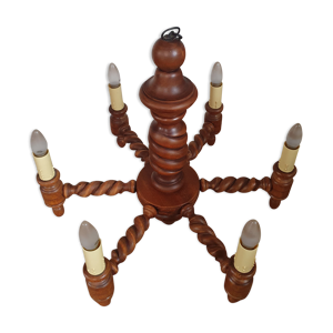 lustre en bois tourné