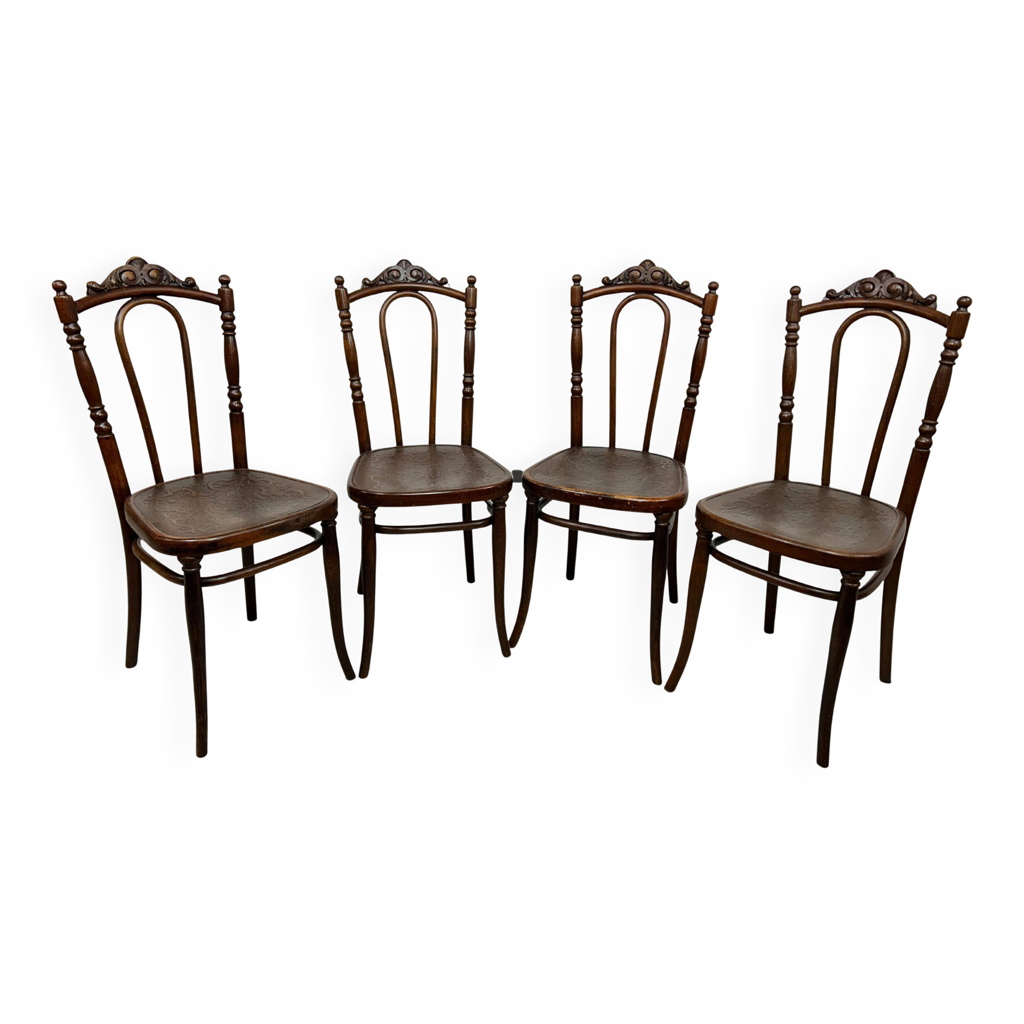 Bentwood dining chairs by Thonet Austria