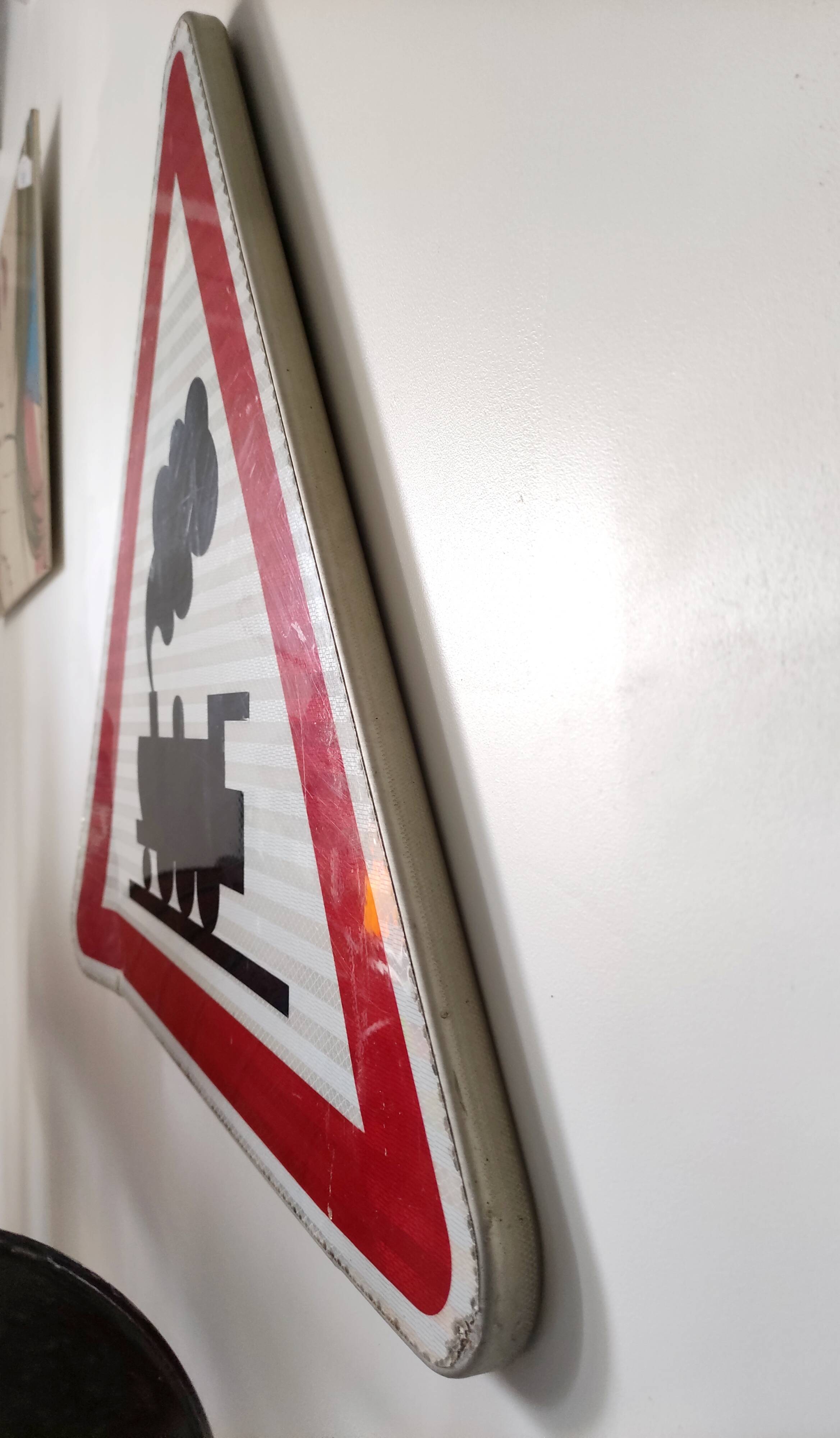 Railway traffic sign