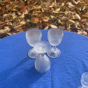Elegant service consisting of a carafe, 3 wine glasses and 6 diamond pattern aperitif glasses