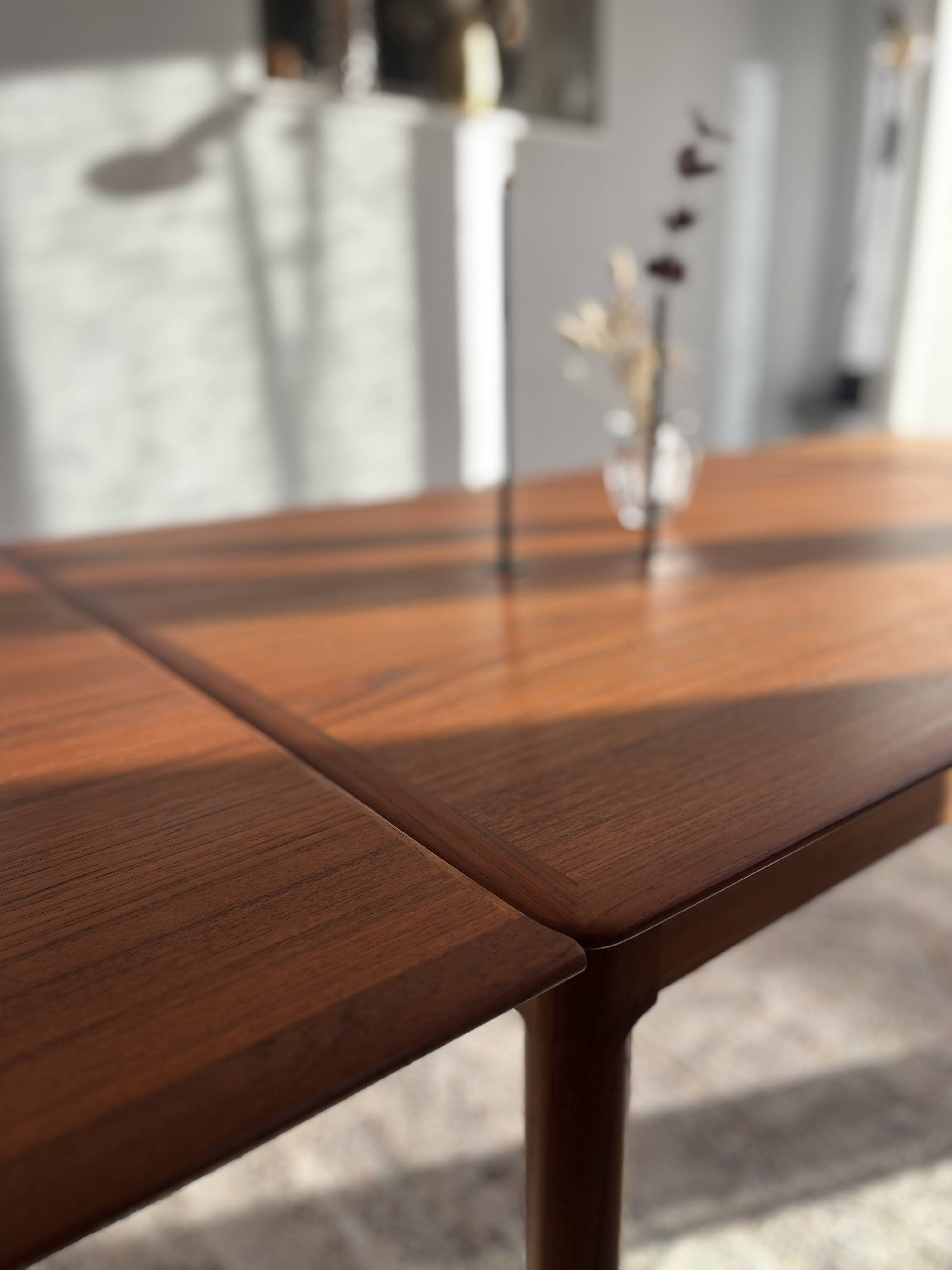 Danish extendable table Skovmand & Andersen