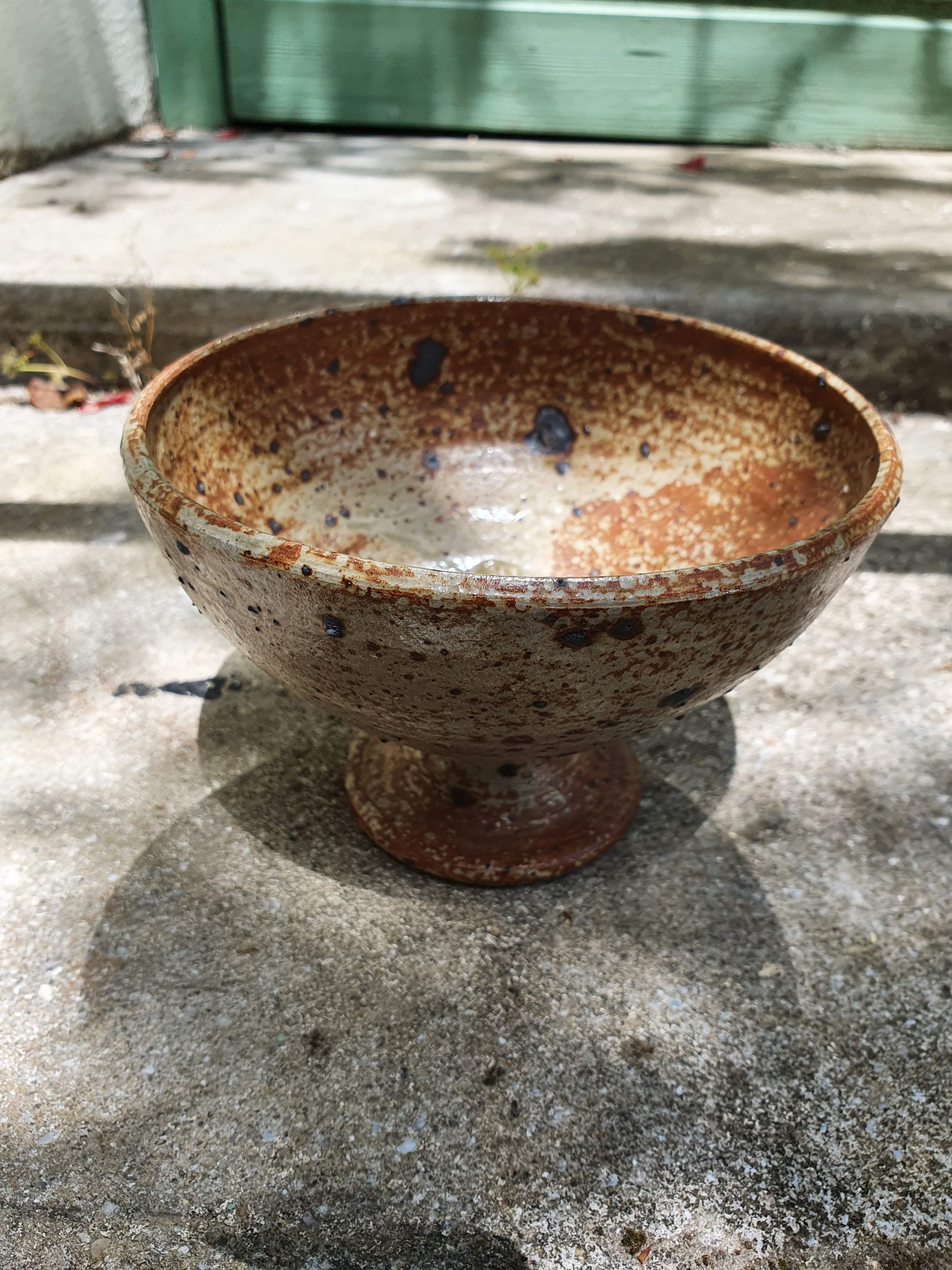 Pyrite sandstone standing cut