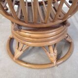Swivel rattan chair