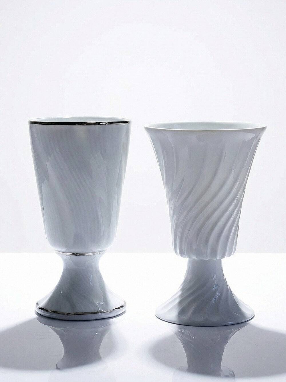 Mismatched pair of Limoges porcelain mazagrans, Haviland & LEC vintage.