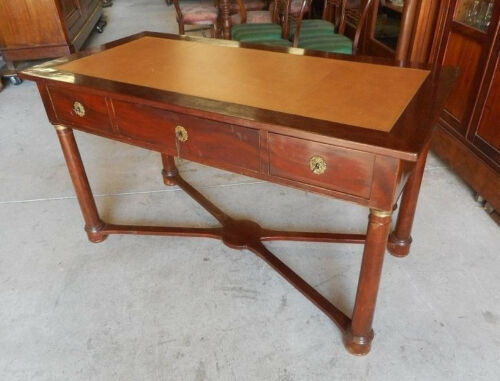 Bureau plat style Empire en acajou