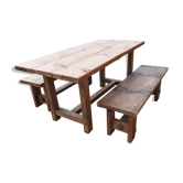Farm table and its two benches