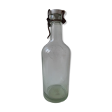 Bouteille ancienne tchèque datée de 1948, en verre épais