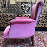 Louis XVI style bergère in pink velvet