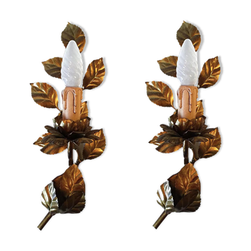 Duo of floral wall lamps