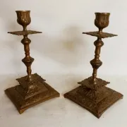 Remarkable pair of candlesticks in bronze, formerly silver-plated, from the 19th century.