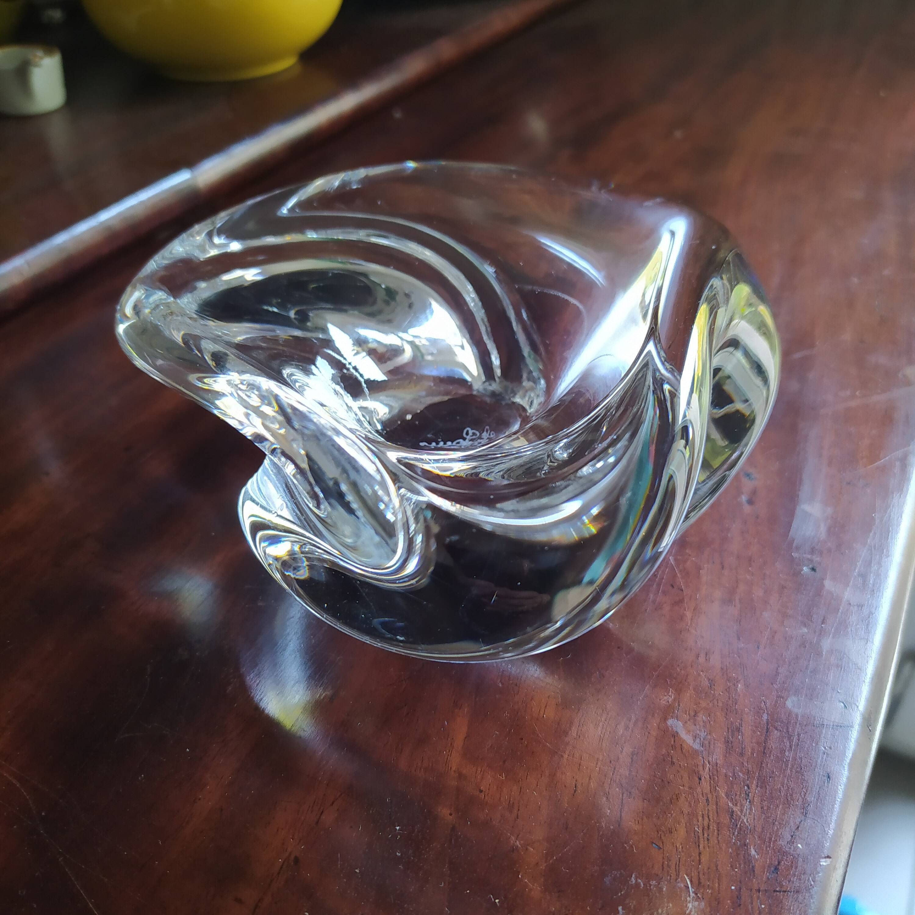 Empty pocket ashtray caravelle from the st louis crystal factory