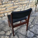 Chaise en bois et skaï