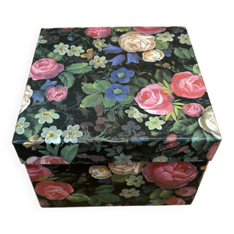 Square flower box