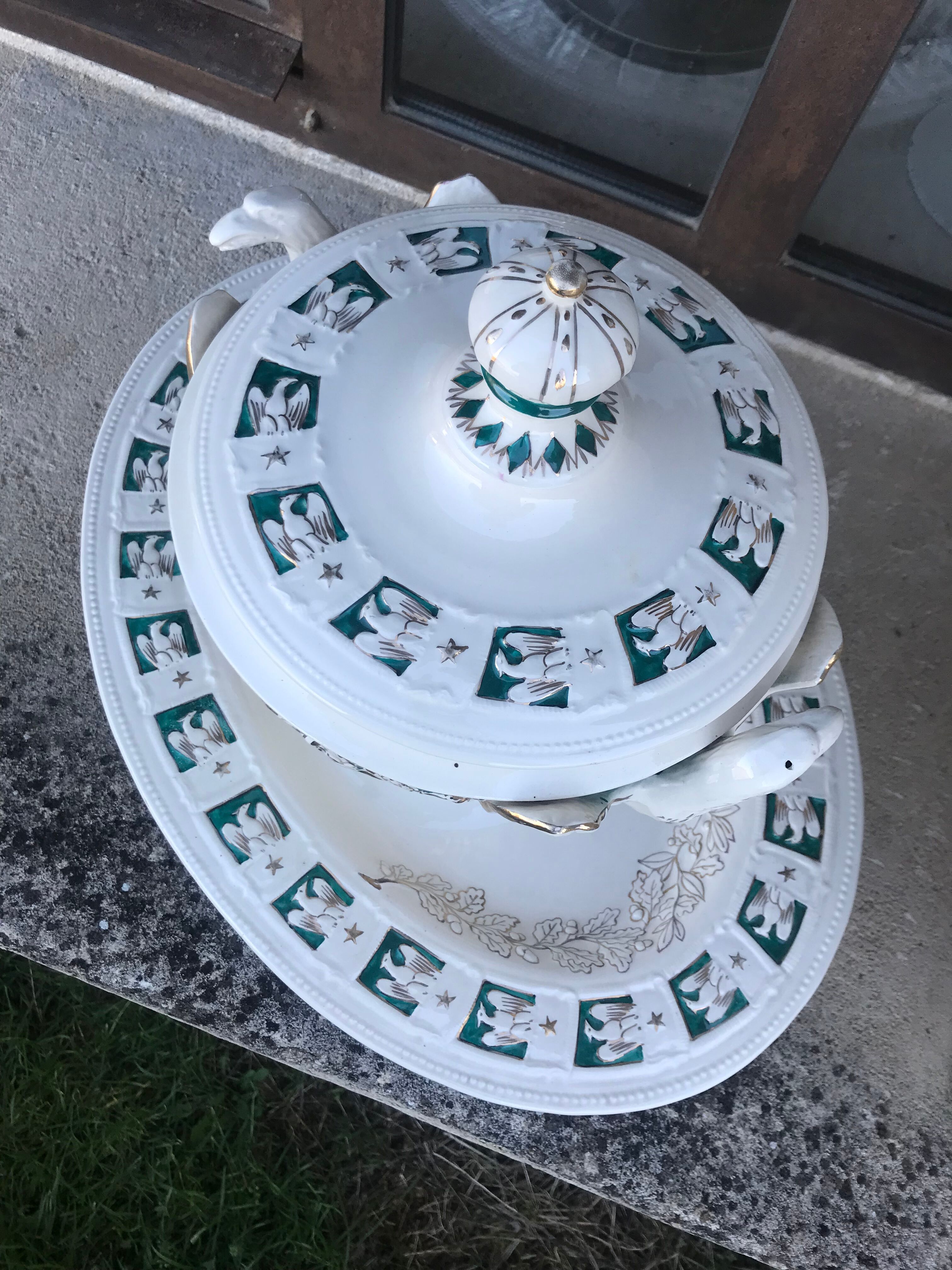 Soup bowl and serving dish empire style