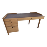 Modern oak veneer office