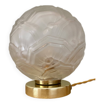 Vintage art deco globe table lamp in frosted glass