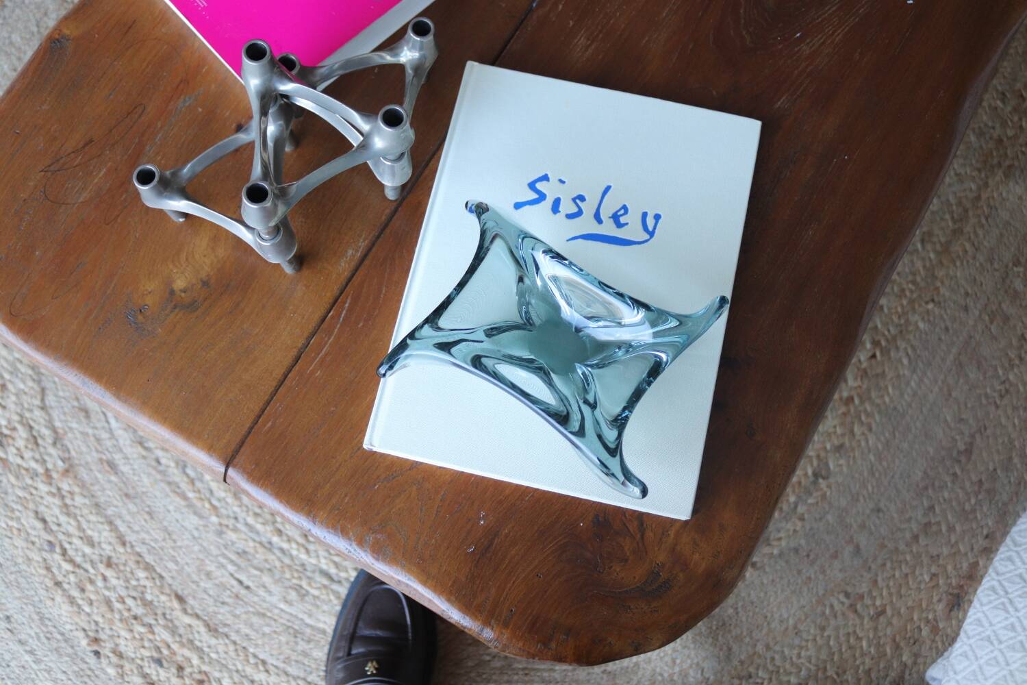 Grey smoked glass empty pocket