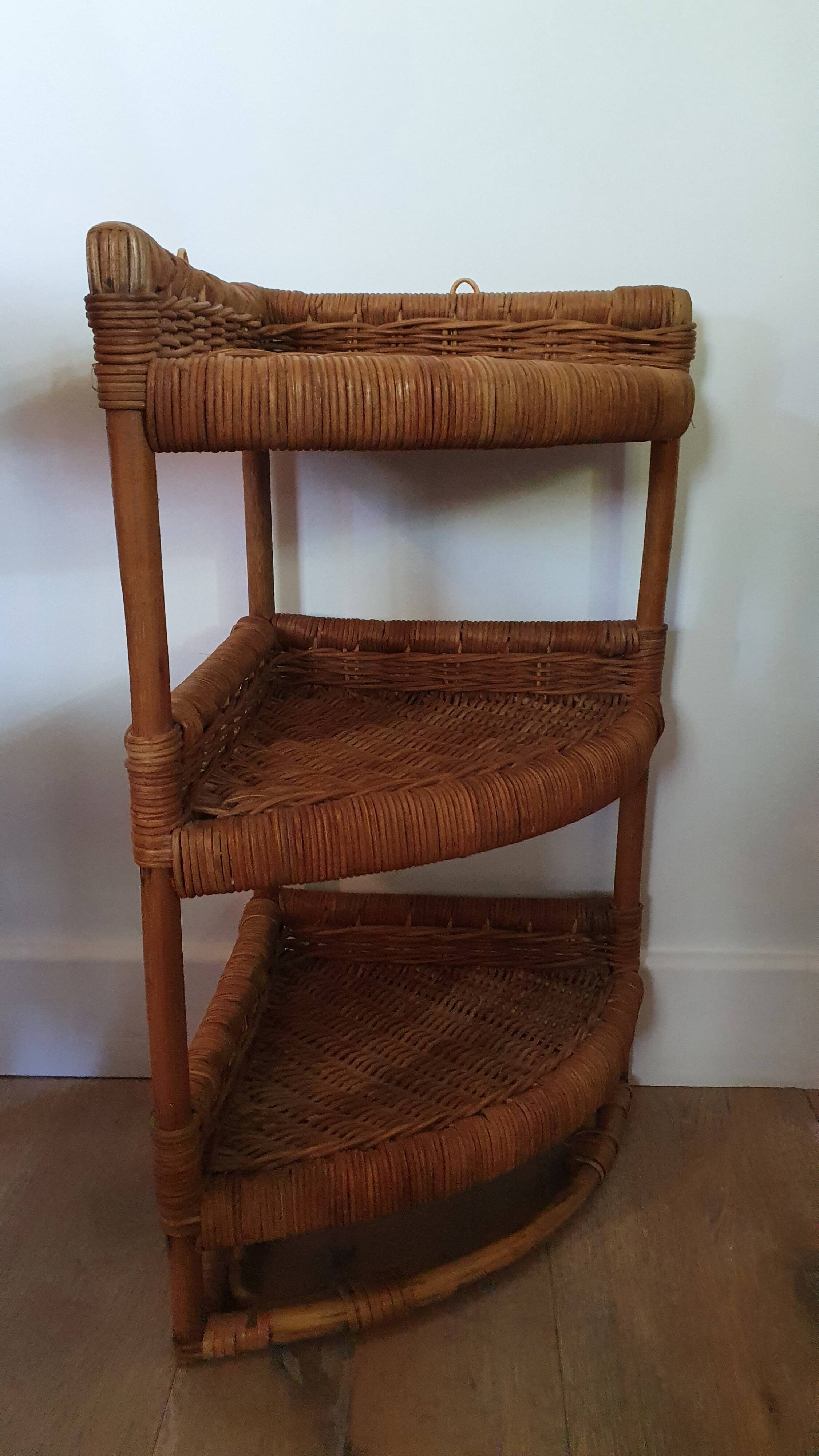 Wicker corner shelf 70s