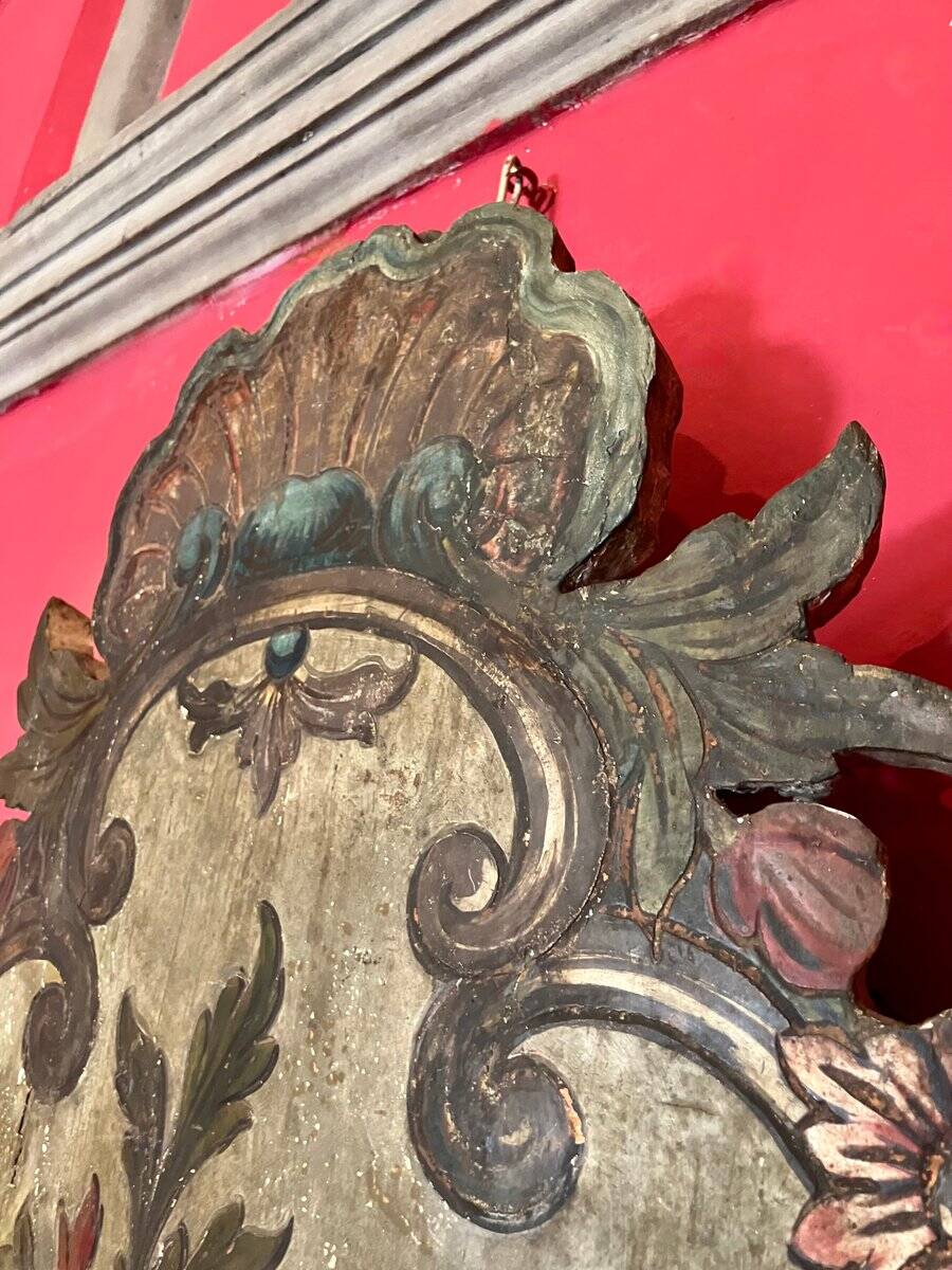 18th Century Rococo Venetian Polychrome and Mecca Lacquered Wooden Wall Sconces with Iron Arms, Set of 2