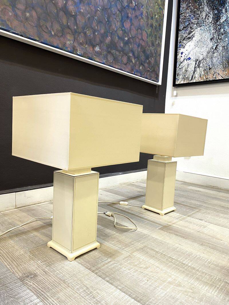 Pair of Wooden Living Room Table Lamps