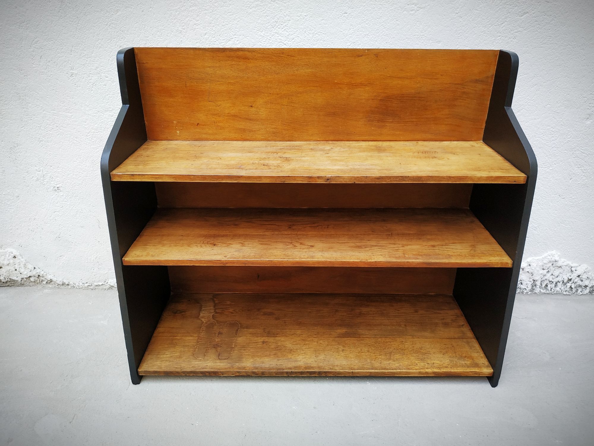 Scandinavian shelf 1950's