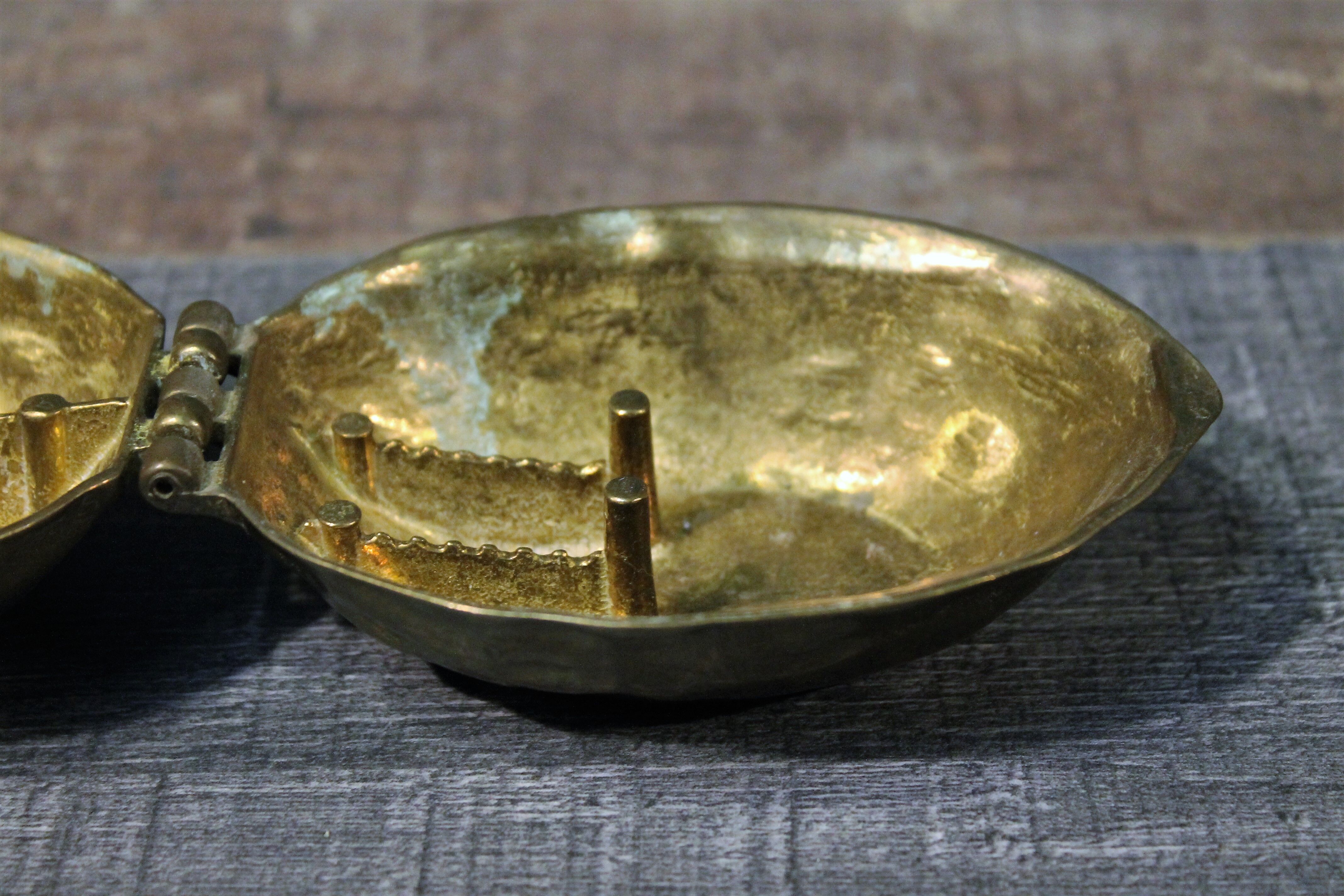 Ashtray nuts 1960