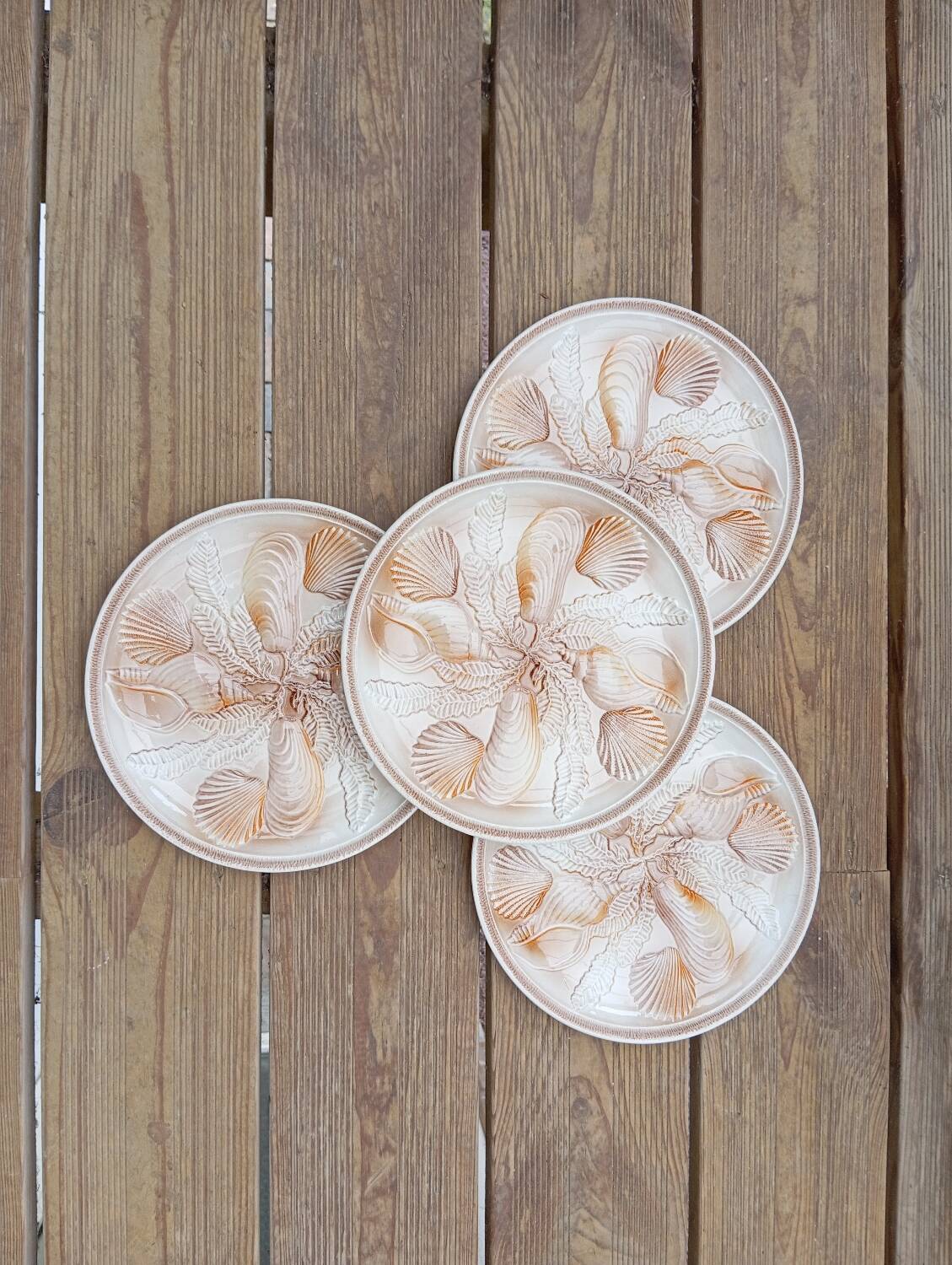 4 shellfish/fish plates 1960 barbotine Les ateliers du Revernay