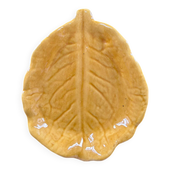 Cabbage leaf pocket emptier