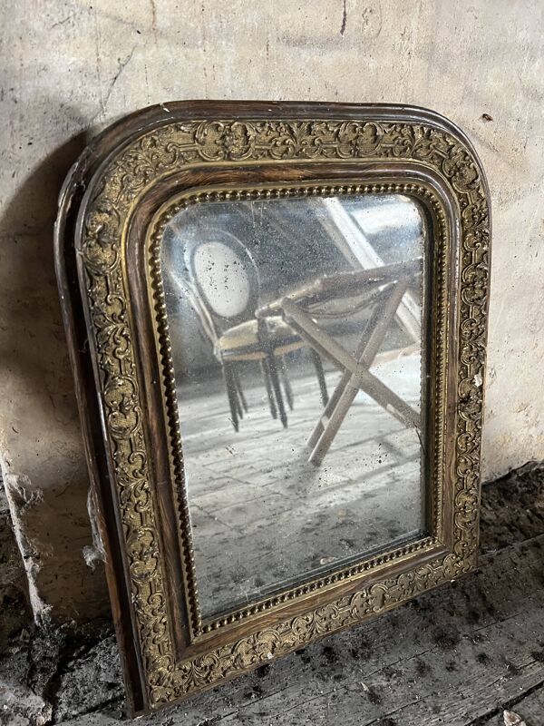 Petit miroir ancien de cheminée – stuc doré – Napoléon III