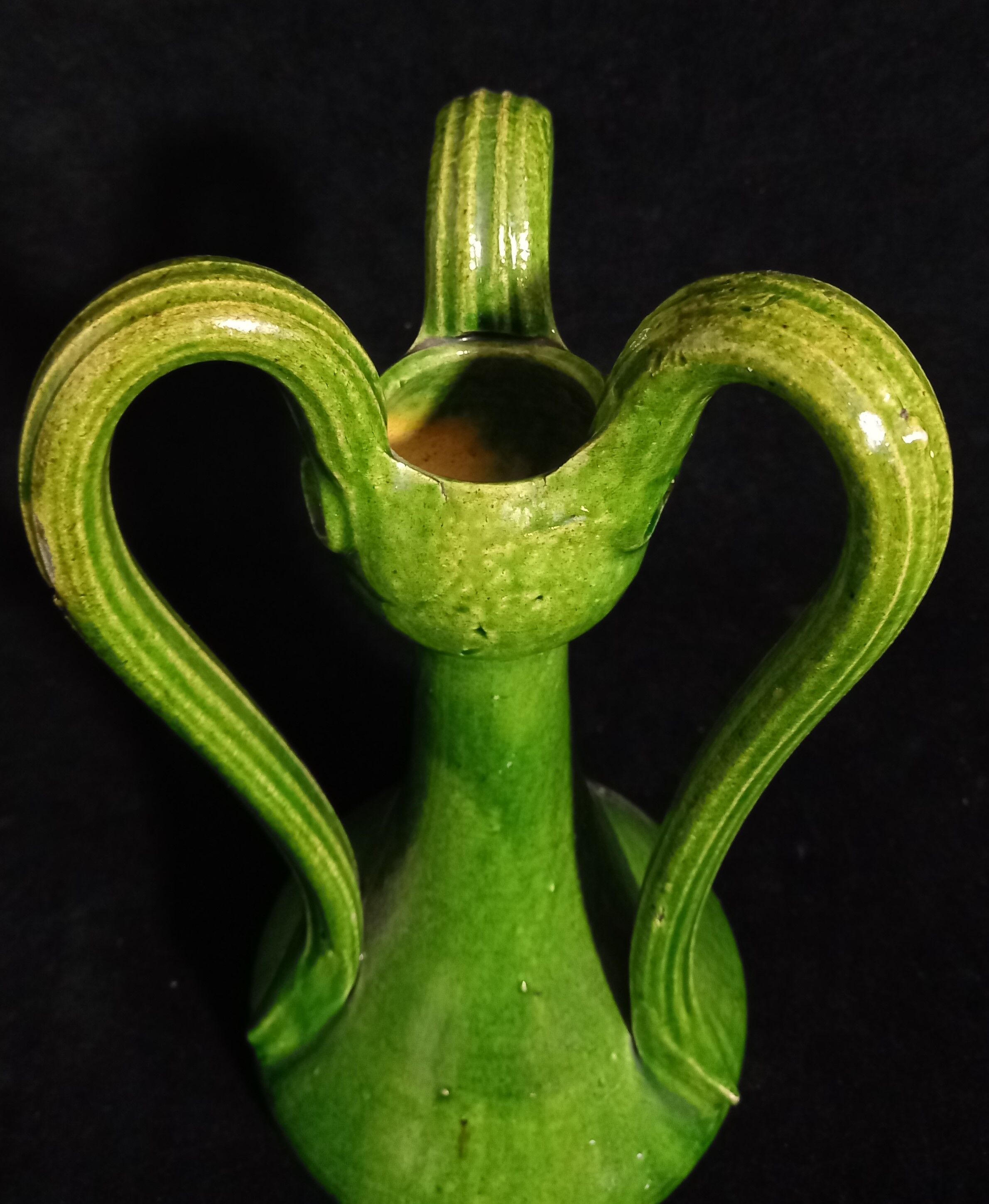 Vase art nouveau en grès avec trois anses voûtées