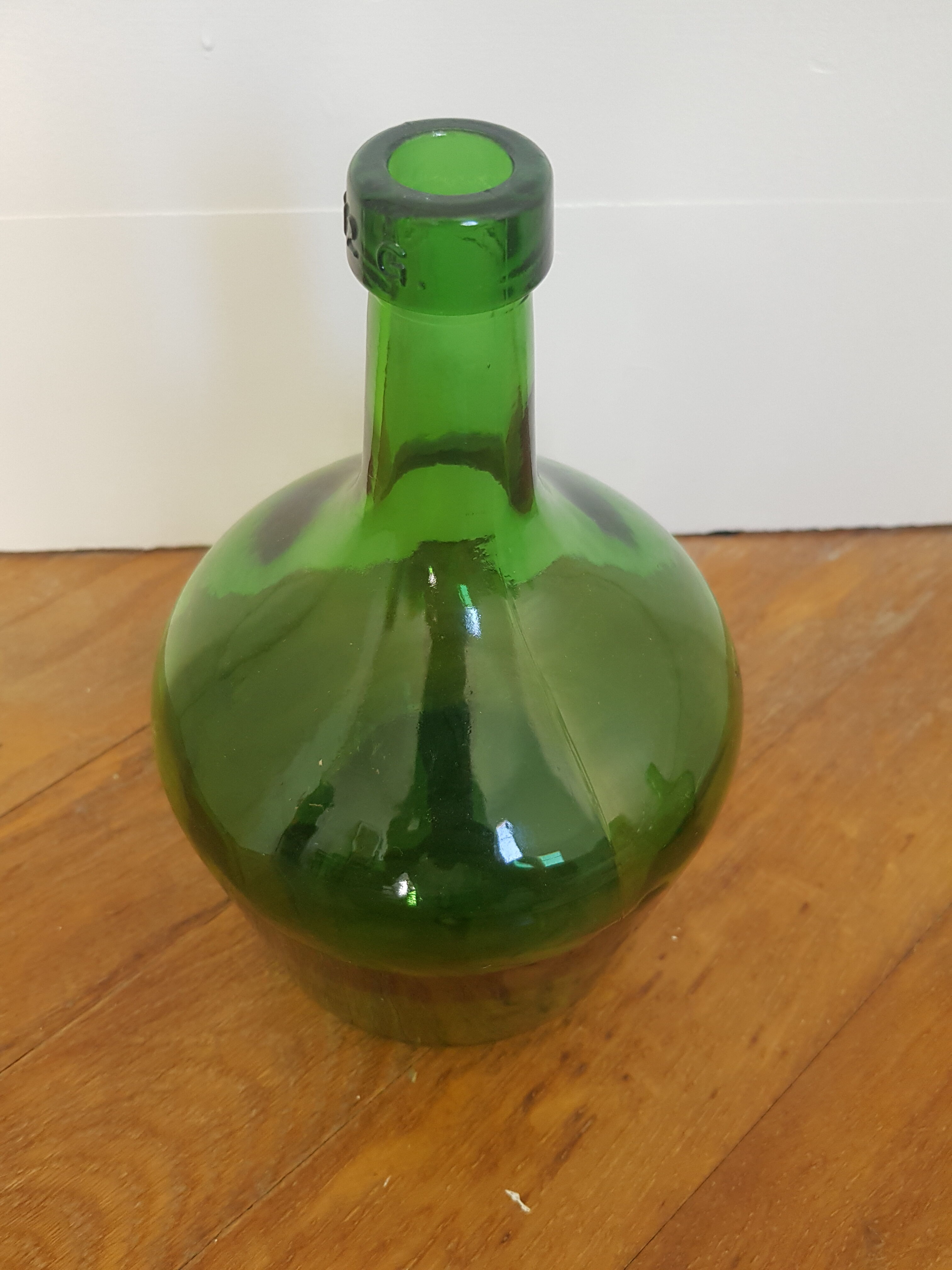 Green bottle 2 liters