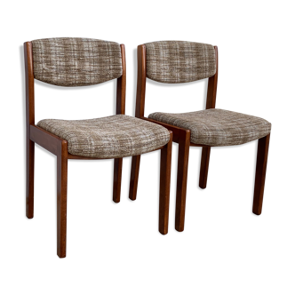 Pair of vintage chairs 1970